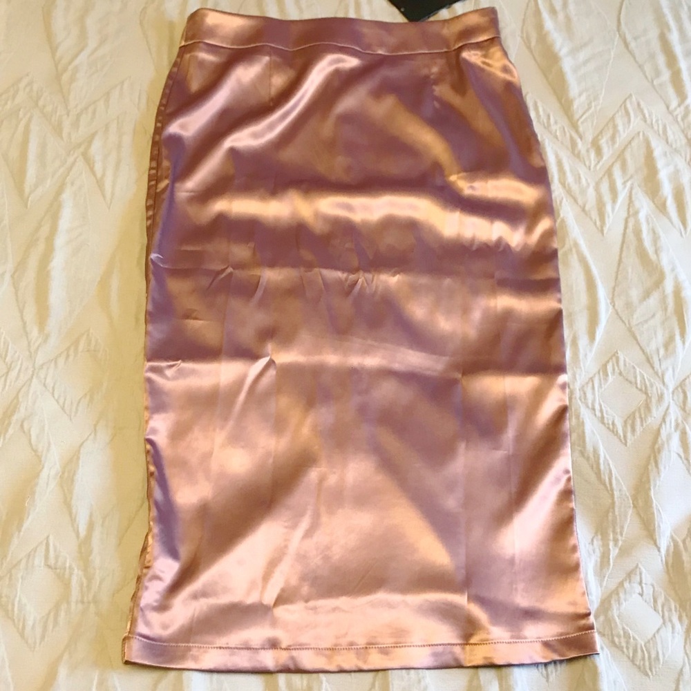 NWT Lavender satin pencil skirt